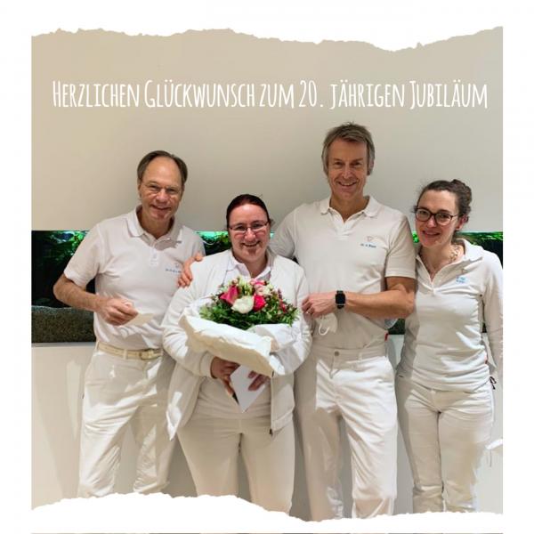 C80E1364 1642 4BED 8654 AEF204E7D941